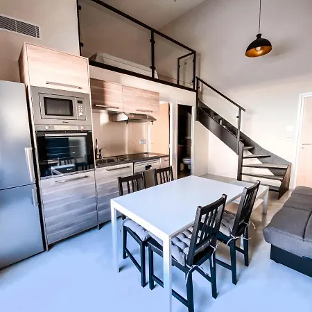 Du Batailler Apartmán